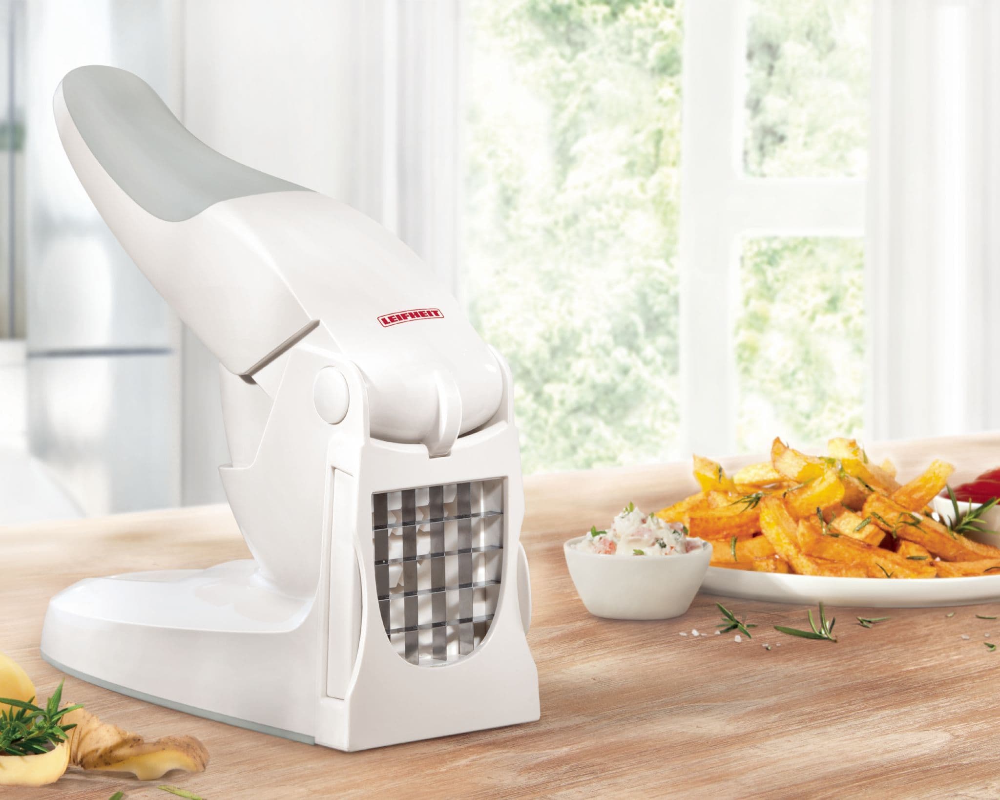 LEIFHEIT Chip Potato Vegetable Chipper Cutter Slicer - Leifheit