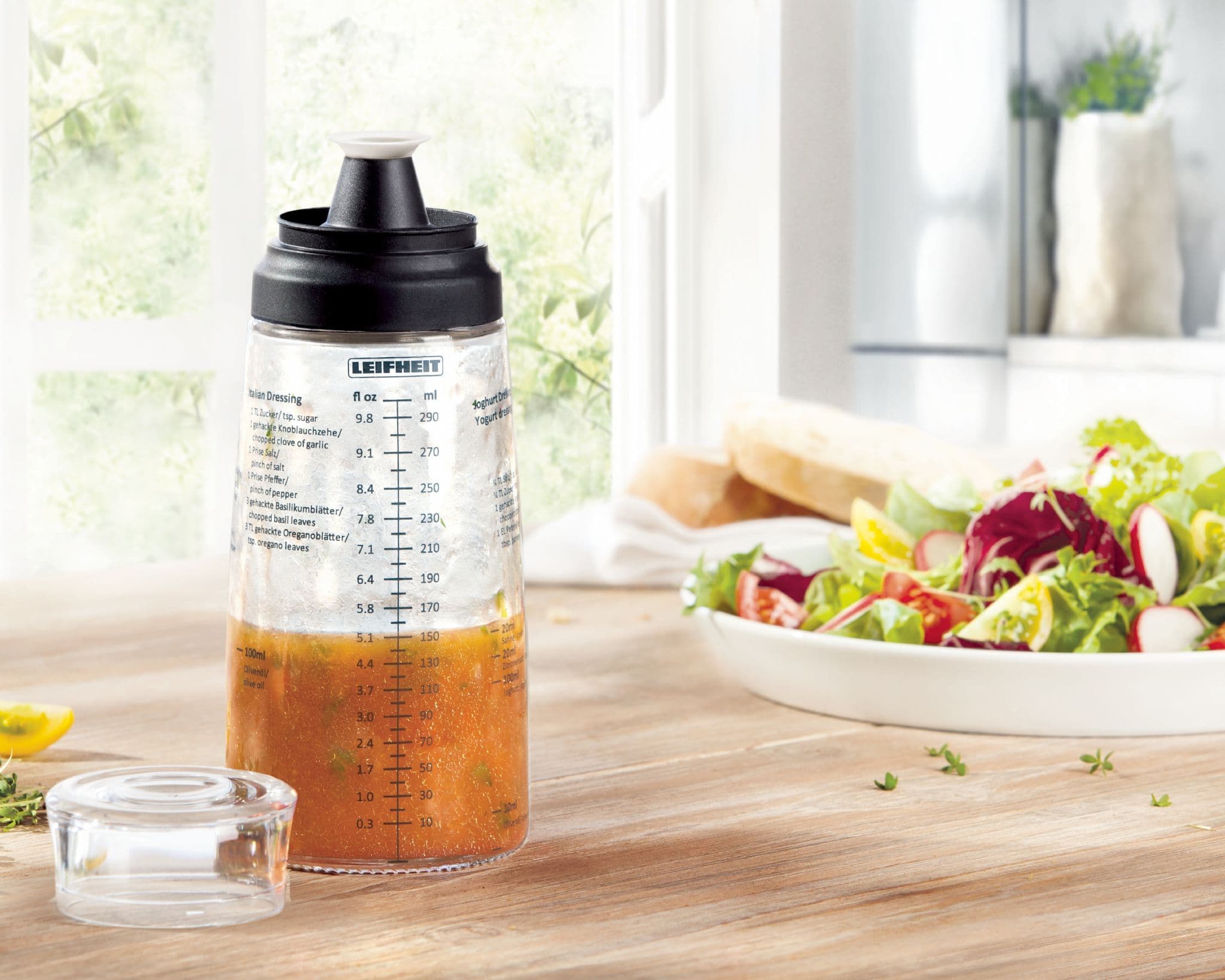 LEIFHEIT  Salad Dressing Oil Mixer Shaker Bottle 300ml - Leifheit